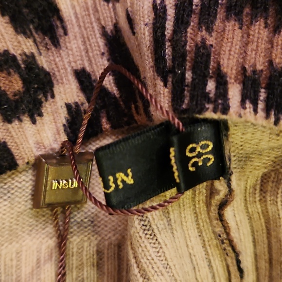 NWT 100% wool high collar leopard sweater - Picture 4 of 9